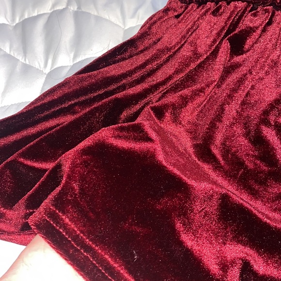 Shein Velvet shorts - Picture 2 of 4